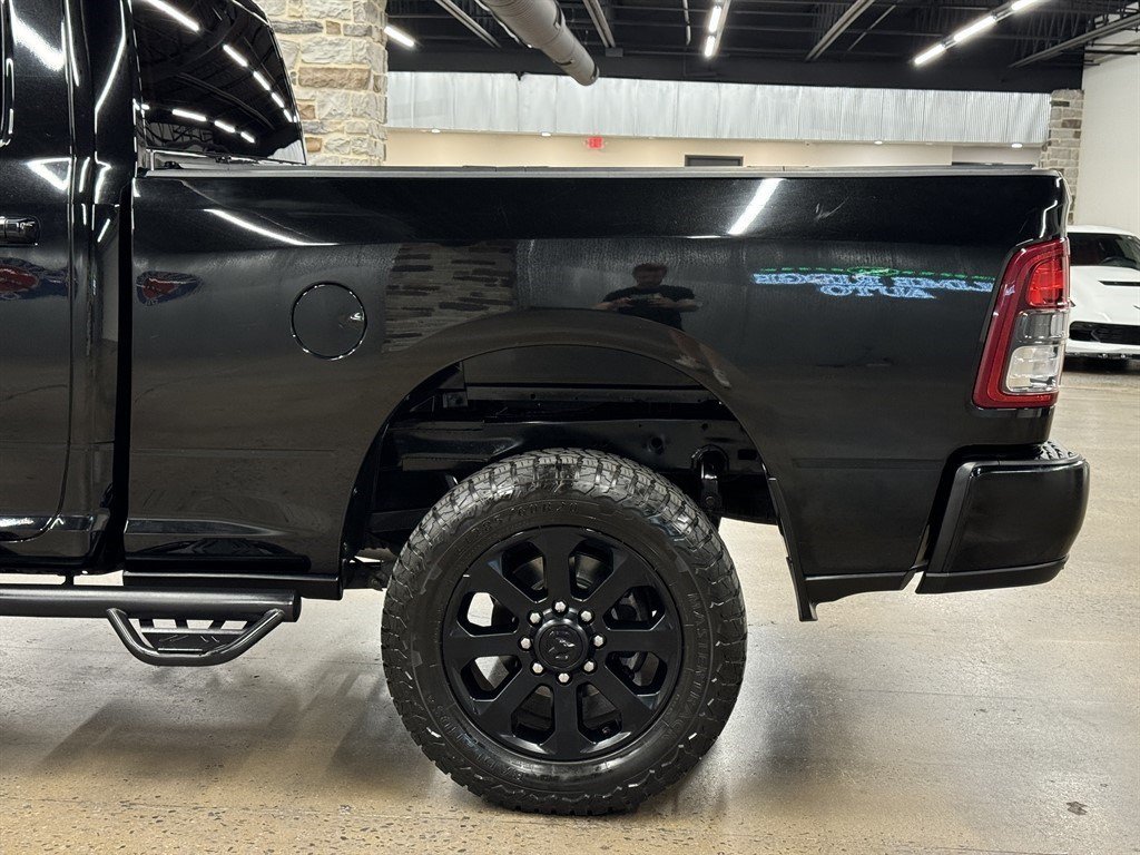 Used 2019 RAM 2500 Big Horn w/ Black Appearance Package AWD/4WD image 8