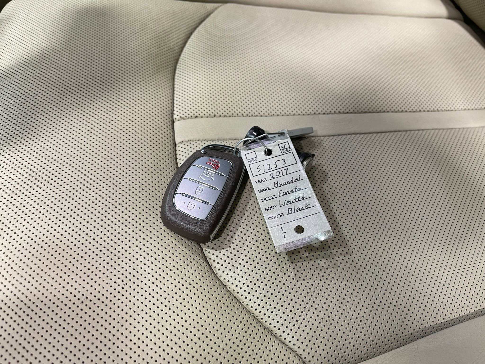 Used 2017 Hyundai Sonata Limited w/ Tech Package 03 image 37