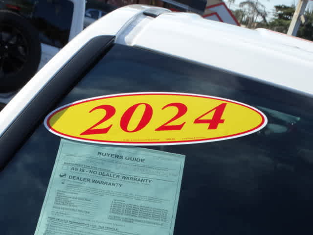 Used 2024 Toyota Tacoma SR image 6