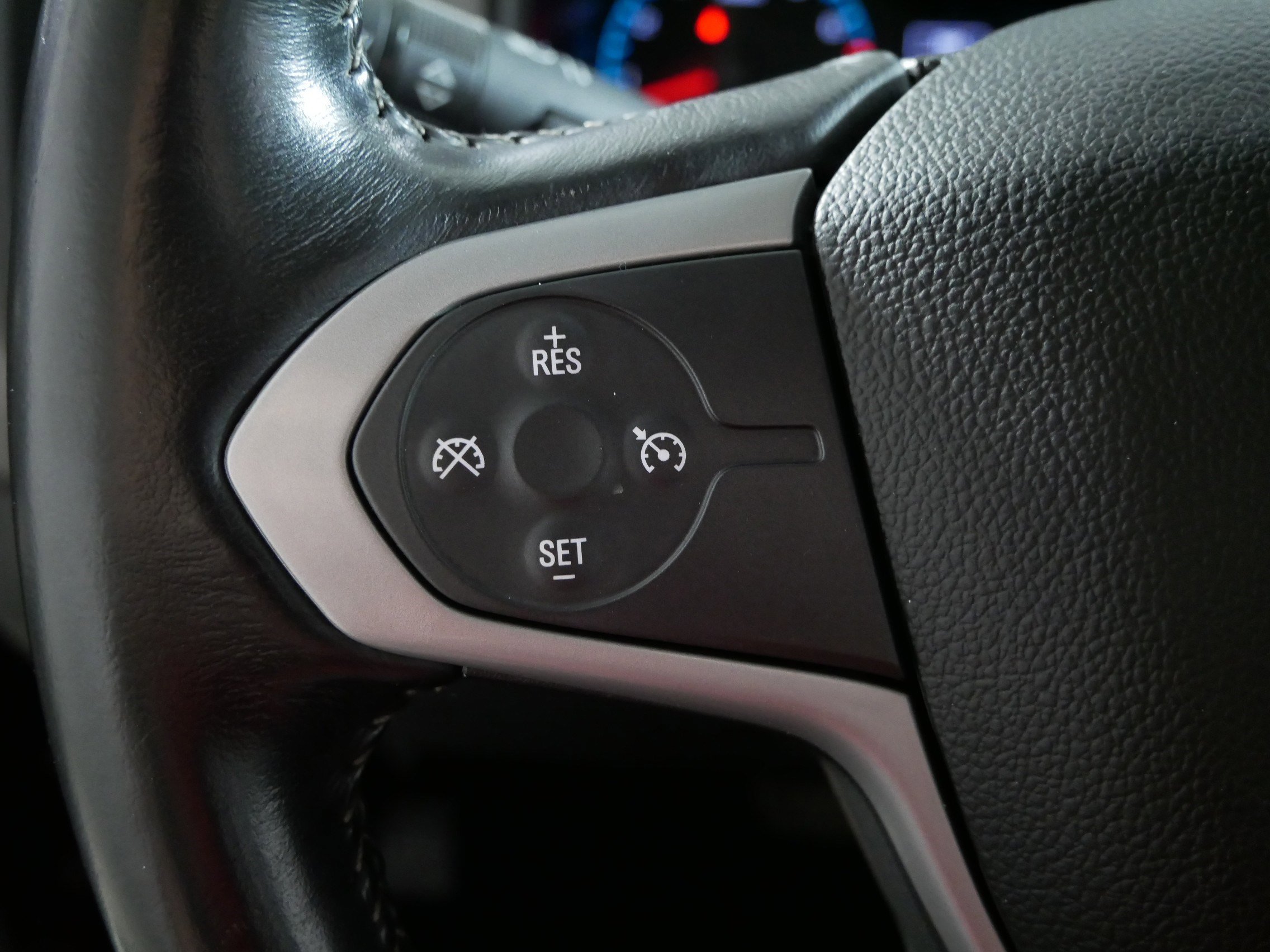 Certified 2015 Chevrolet Colorado LT w/ LT Convenience Package image 27