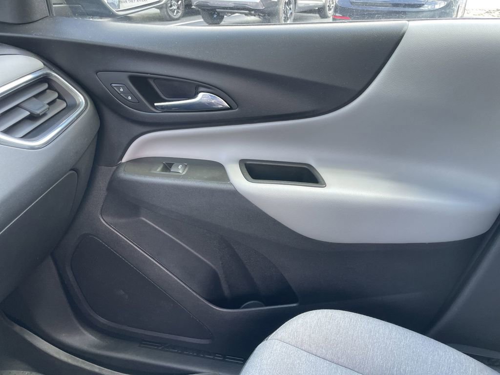 Used 2023 Chevrolet Equinox LS w/ LS Convenience Package AWD/4WD image 19