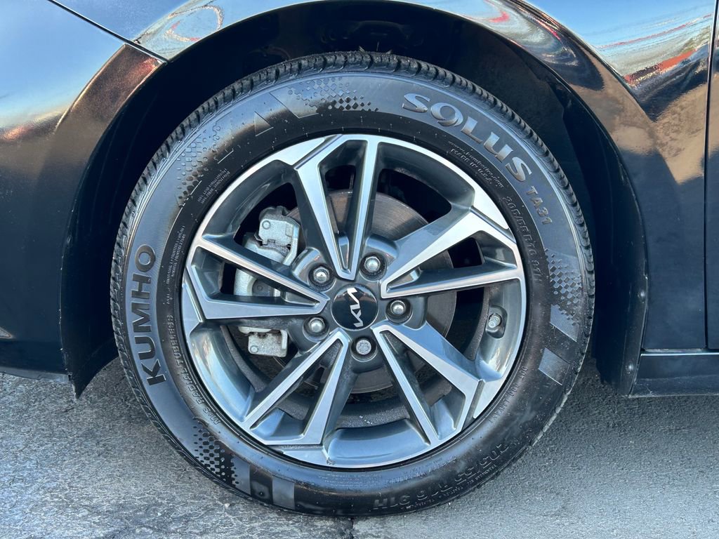 Used 2024 Kia Forte LXS w/ LXS Technology Package image 10