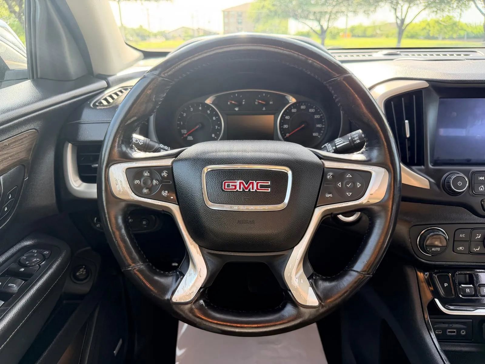 Used 2019 GMC Terrain Denali w/ Advanced Safety Package AWD/4WD image 31