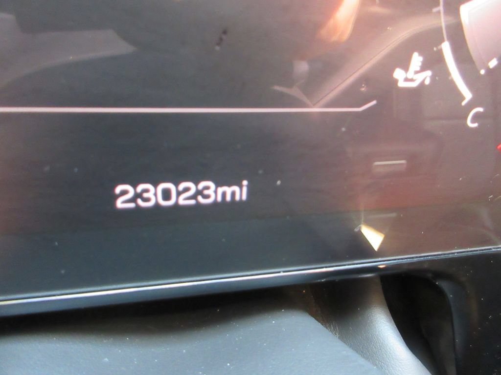 Used 2025 GMC Yukon XL Elevation w/ Technology Package AWD/4WD image 35