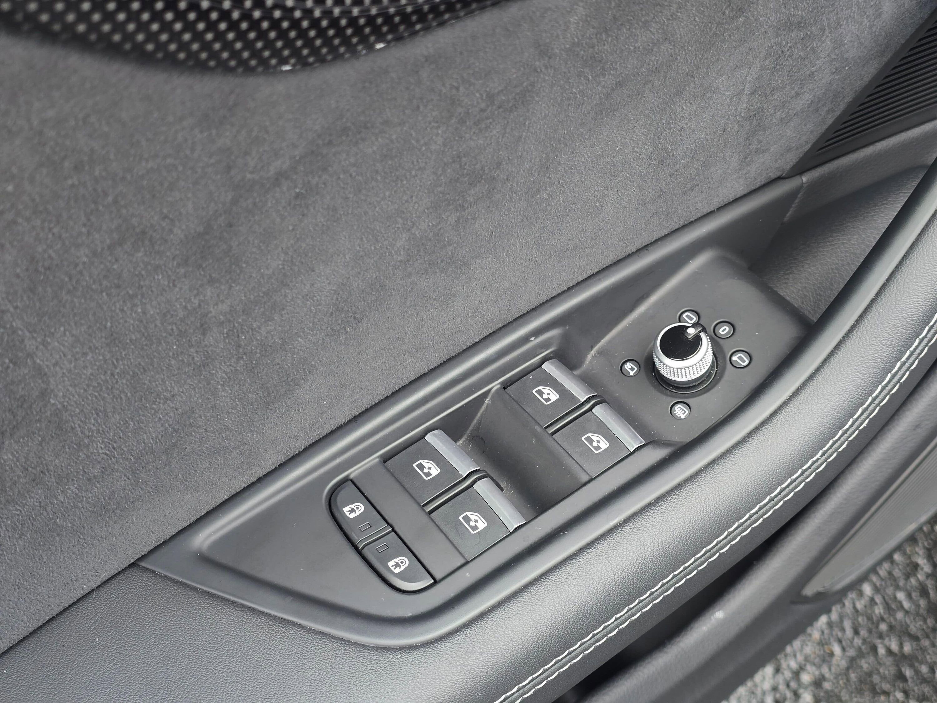 Used 2023 Audi S4 Premium Plus w/ Premium Plus Package image 37