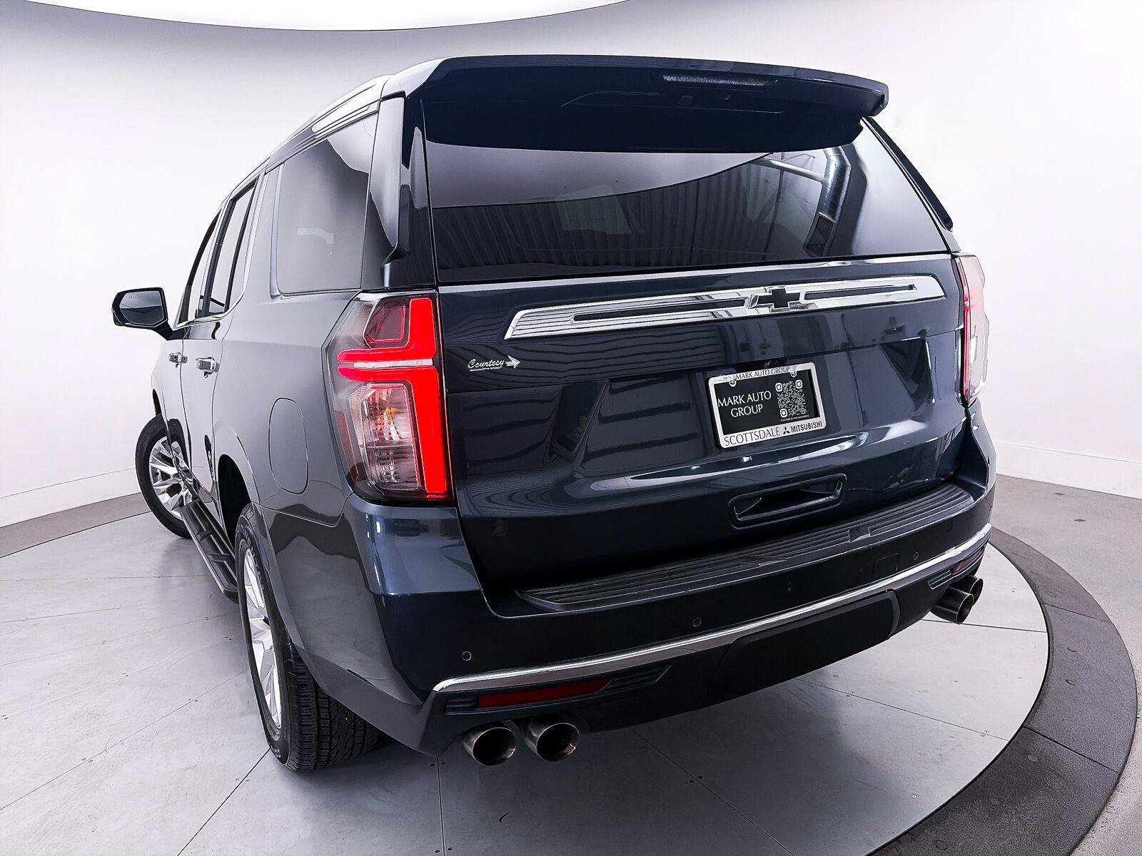 Used 2021 Chevrolet Tahoe Premier w/ Premium Package AWD/4WD image 4