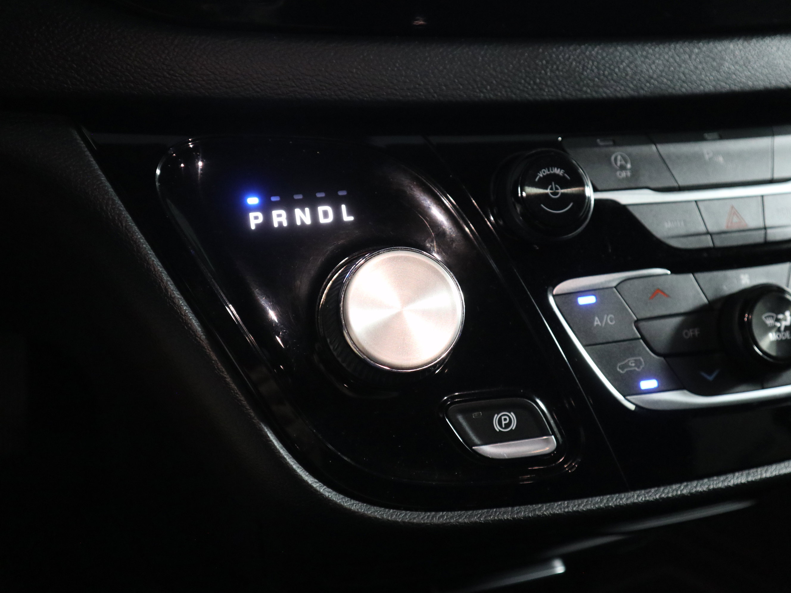Used 2020 Chrysler Pacifica Touring w/ S Appearance Package image 23