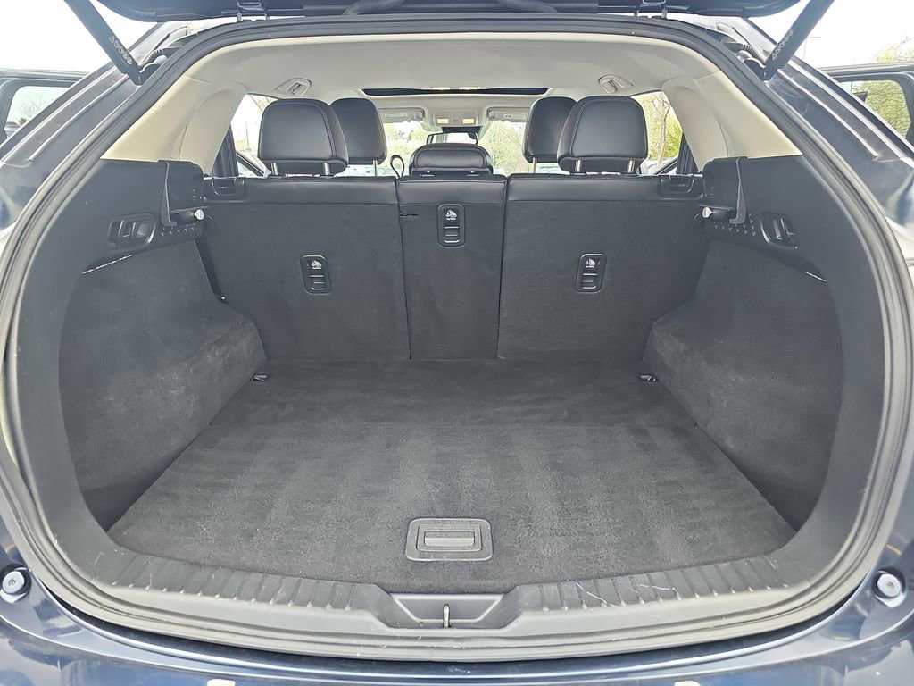 Used 2023 MAZDA CX-5 AWD 2.5 S w/ Premium Package image 12