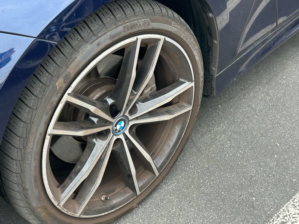 Used 2024 BMW 330e w/ Premium Package RWD image 3