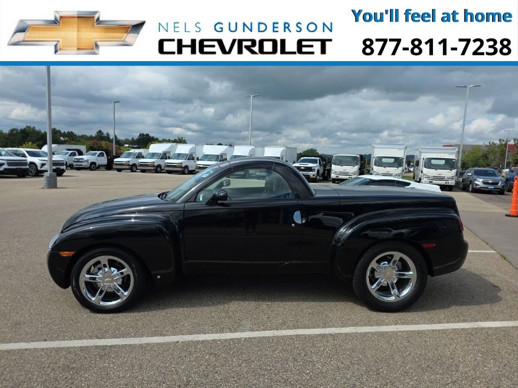 Used 2006 Chevrolet SSR image 4