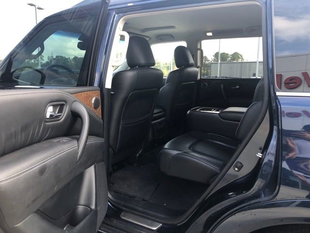 Used 2017 INFINITI QX80 2WD w/ Driver Assistance Package image 10