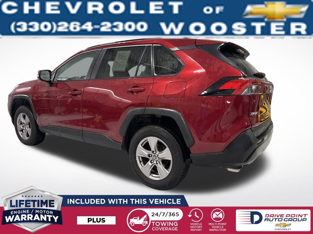 Used 2022 Toyota RAV4 XLE w/ Convenience Package image 4