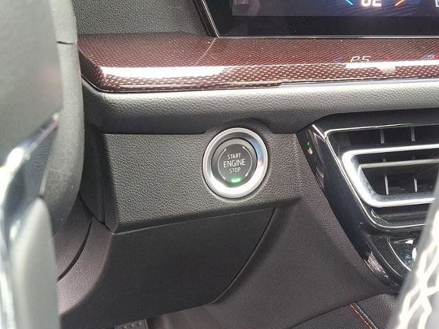 Used 2025 Chevrolet Traverse Z71 w/ Driver Confidence Package image 27