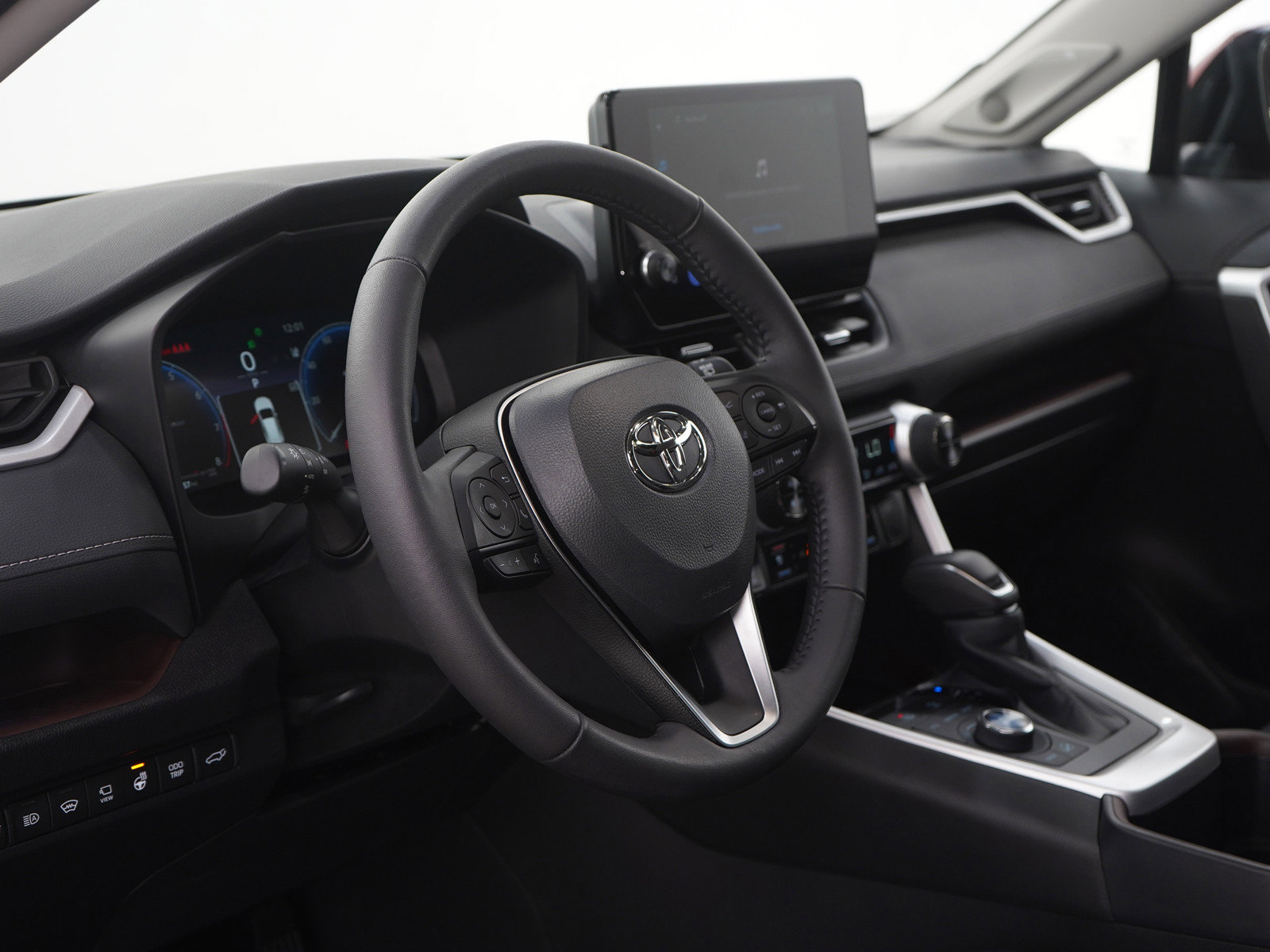 Used 2025 Toyota RAV4 Limited w/ Advanced Technology Package AWD/4WD image 23