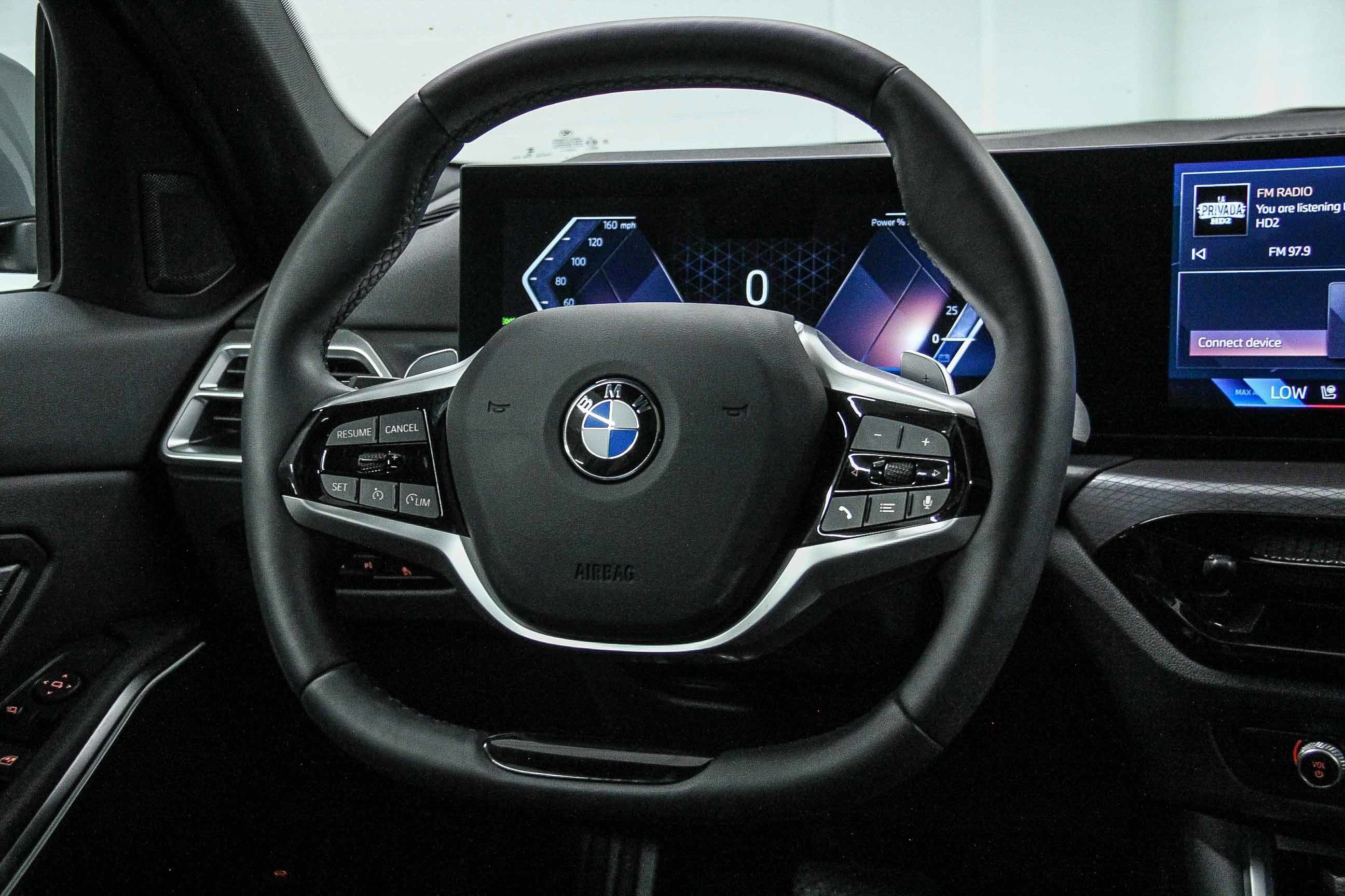 Used 2025 BMW 330i Sedan image 16