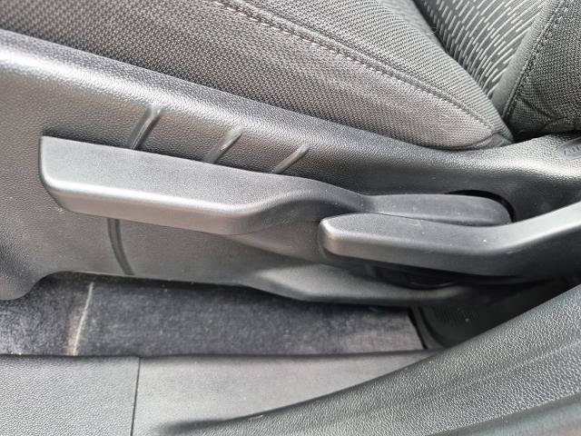 Used 2025 Chevrolet Equinox LT w/ Safety and Technology Package AWD/4WD image 17