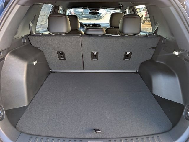 New 2026 Chevrolet Equinox RS w/ Safety and Technology Package AWD/4WD image 8