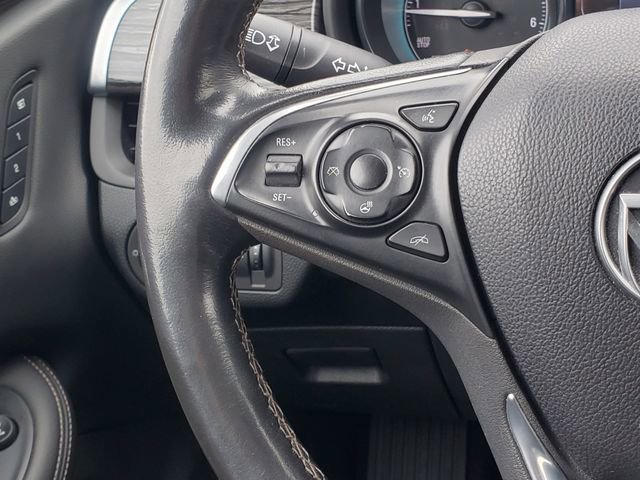 Used 2017 Buick Envision Essence FWD image 16