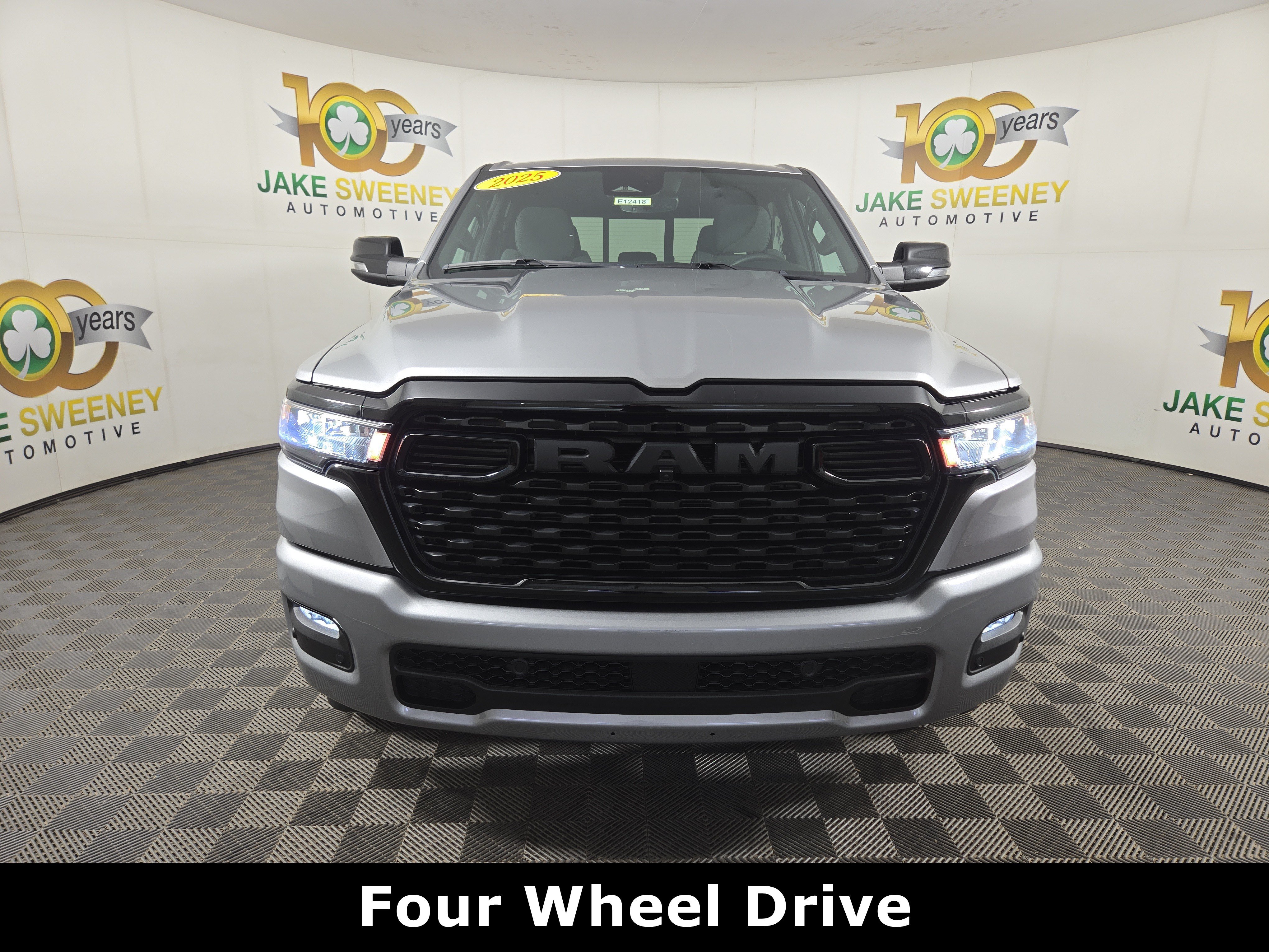Certified 2025 RAM 1500 Big Horn AWD/4WD image 3