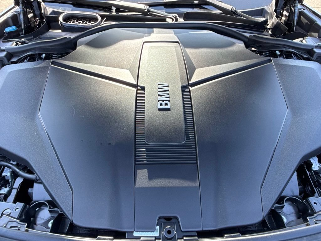 Used 2026 BMW i7 xDrive60 w/ Executive Package AWD/4WD image 32