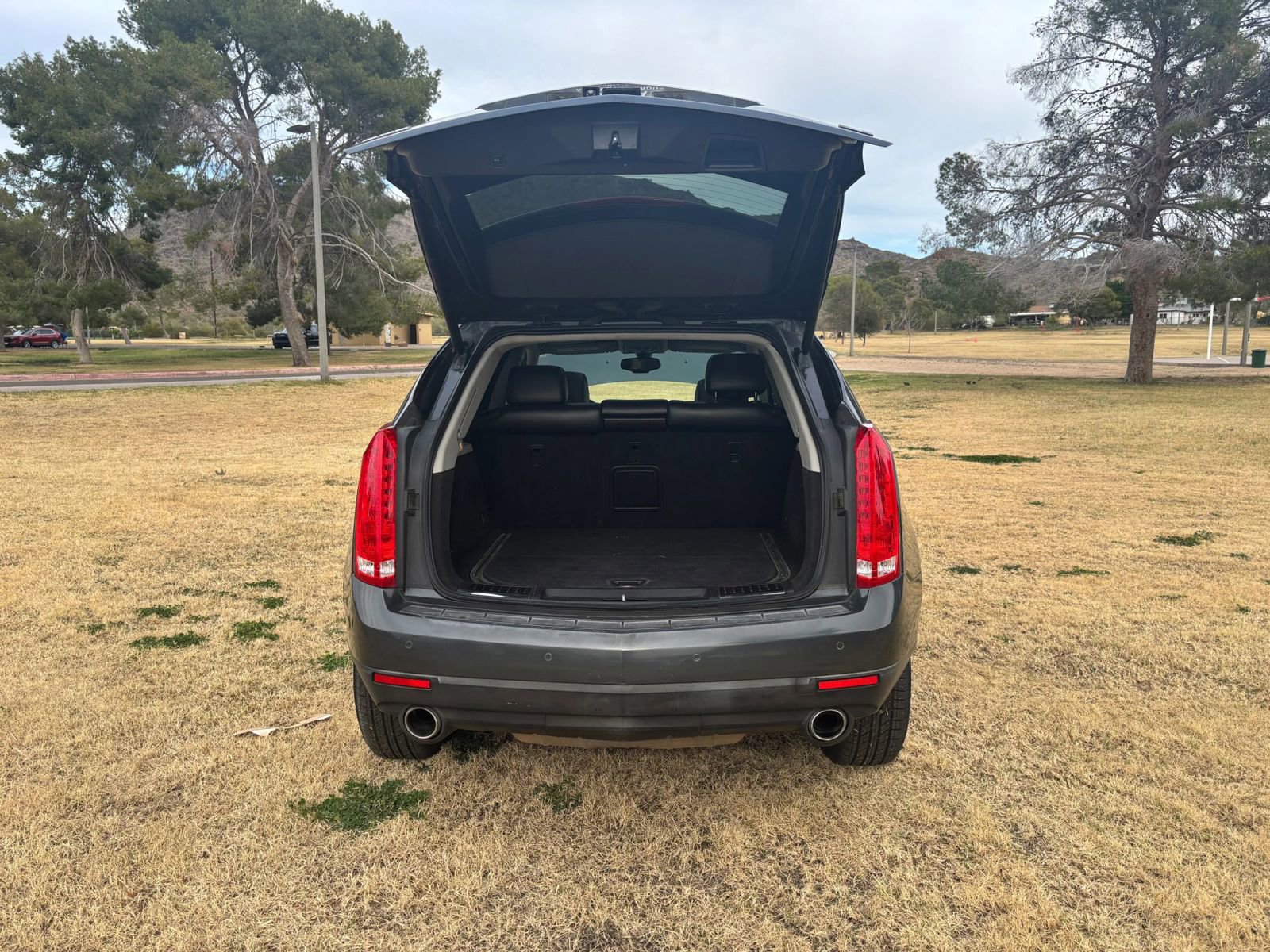 Used 2016 Cadillac SRX Luxury image 18