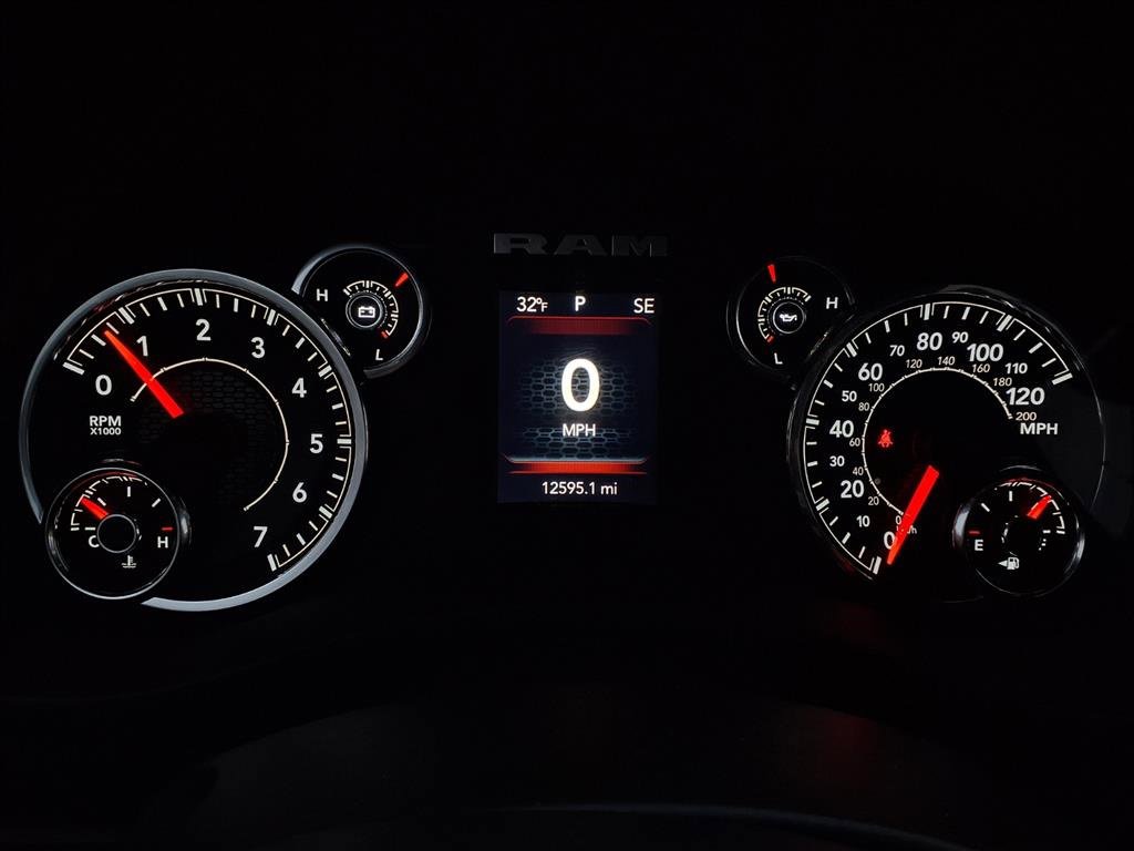 Used 2024 RAM 2500 Big Horn w/ Sport Appearance Package image 2