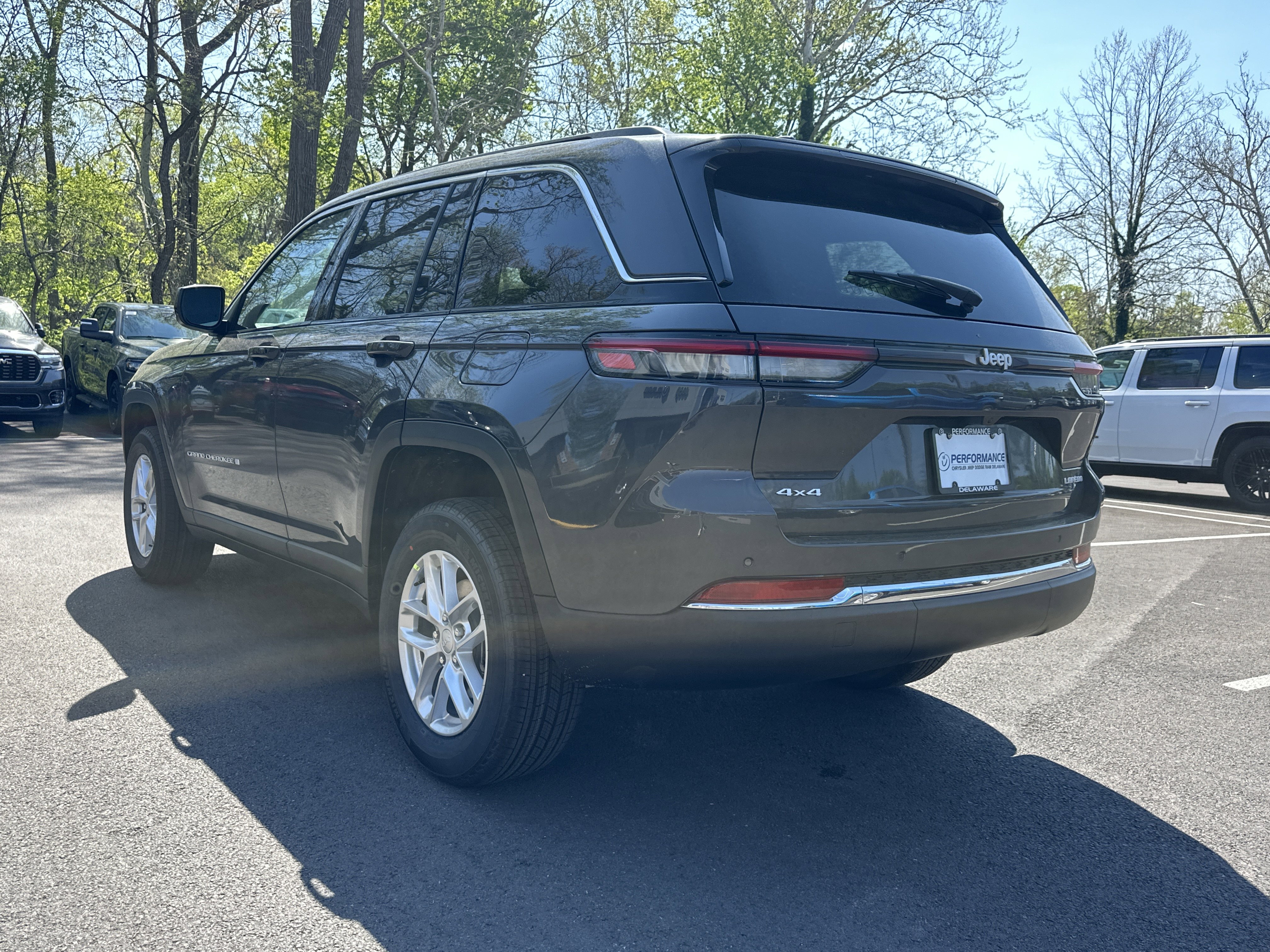 New 2026 Jeep Grand Cherokee Laredo AWD/4WD image 25