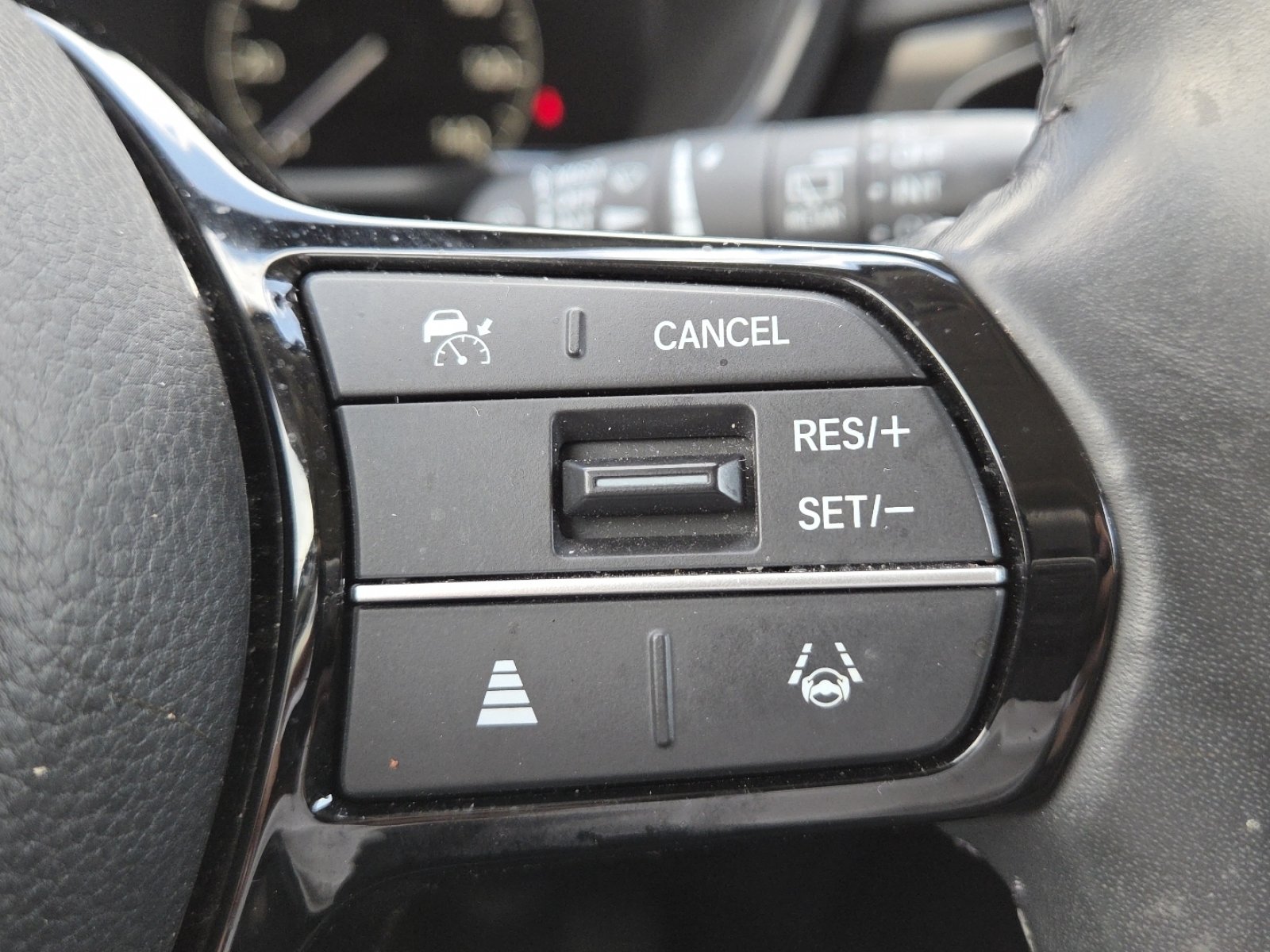 Used 2023 Honda CR-V EX-L image 8