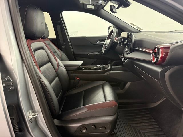 Certified 2025 Chevrolet Equinox RS w/ Safety and Technology Package image 32