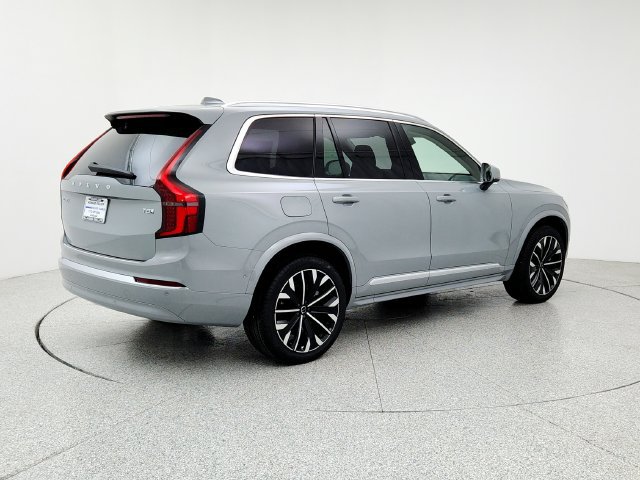 New 2026 Volvo XC90 T8 Plus w/ Protection Package Premier AWD/4WD image 5