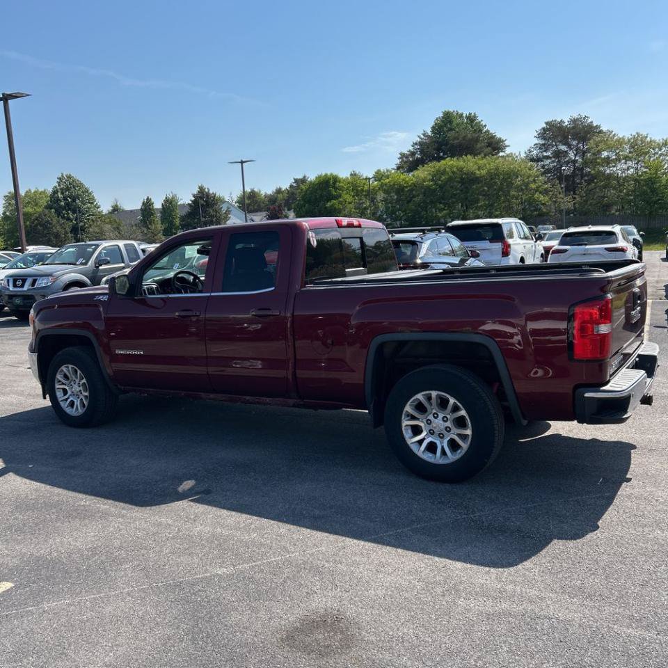 Used 2014 GMC Sierra 1500 SLE w/ SLE Value Package AWD/4WD image 3