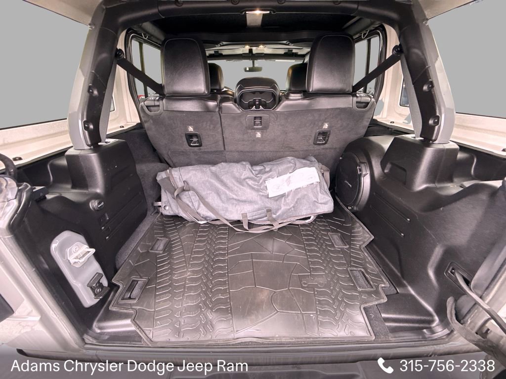 Used 2019 Jeep Wrangler Unlimited Sahara w/ Uconnect 4C Nav & Sound Group image 25