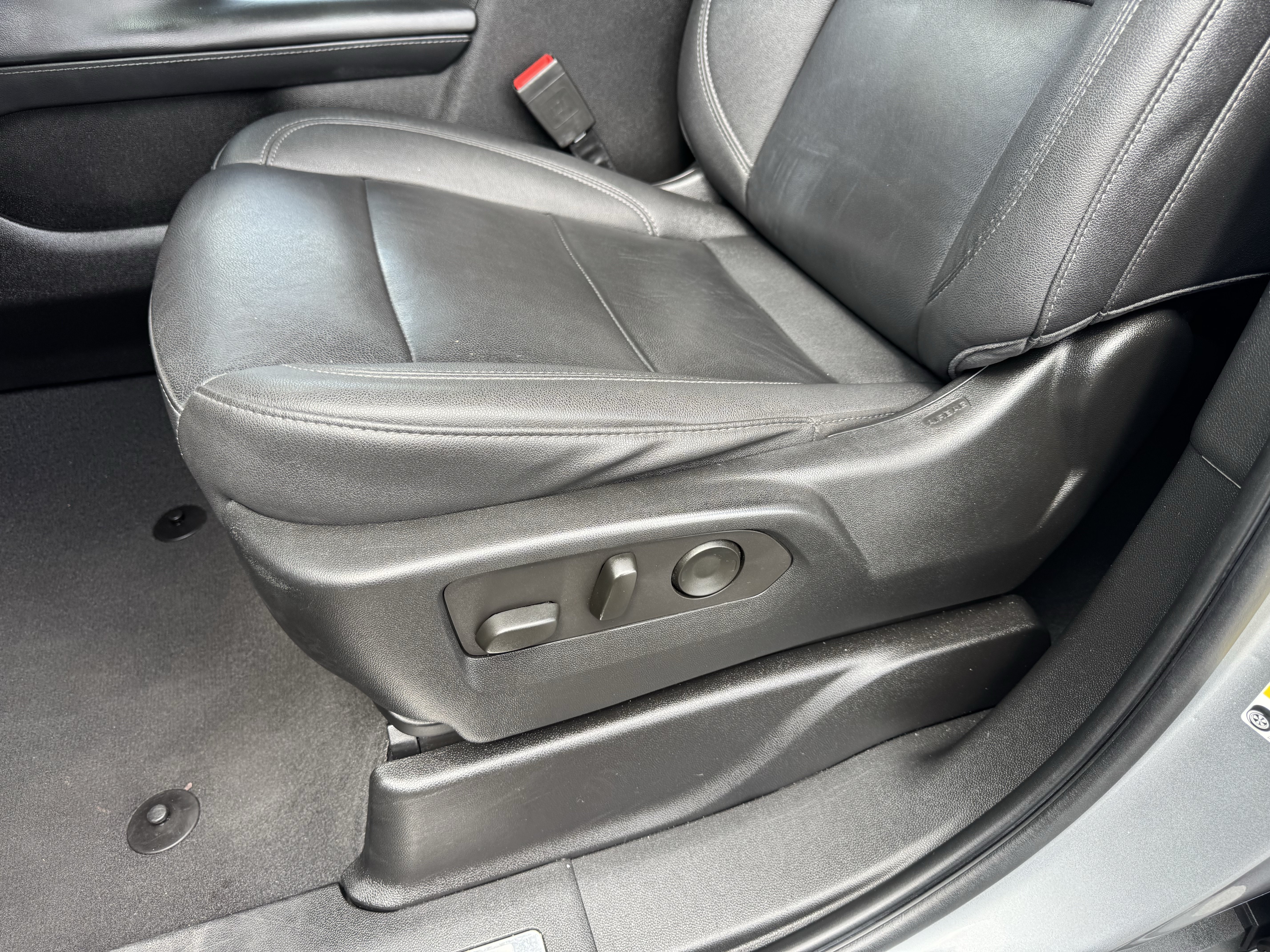 Certified 2023 Chevrolet Tahoe LT AWD/4WD image 14