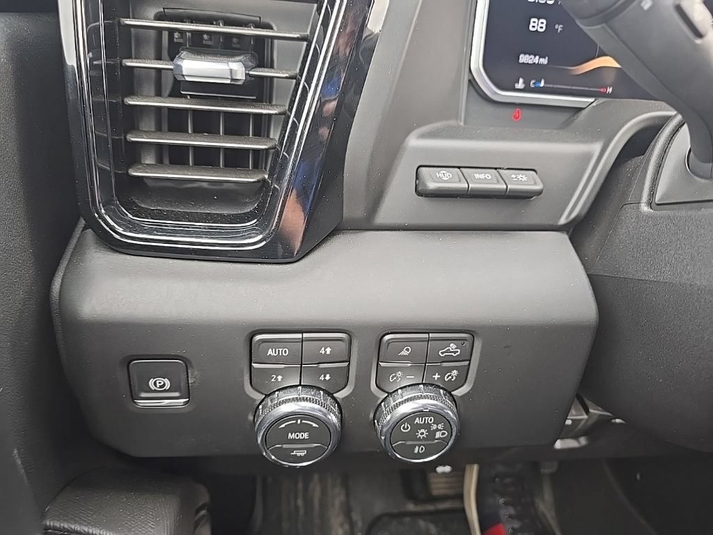 Used 2026 GMC Sierra 2500 AT4X w/ LPO, Black Badging Package AWD/4WD image 24