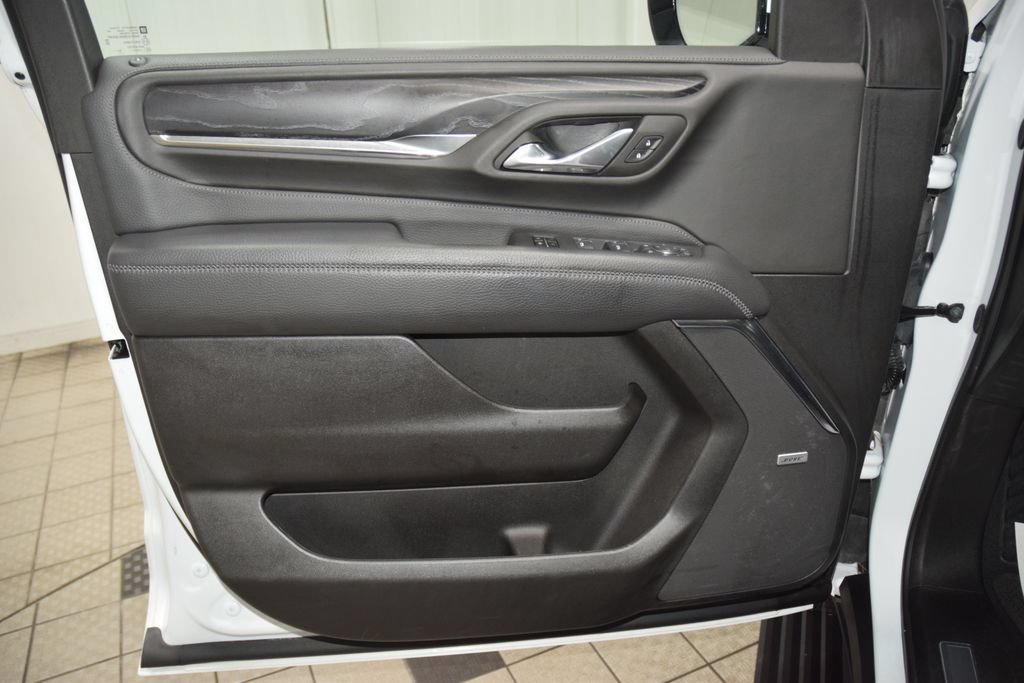 Used 2024 GMC Yukon XL Denali AWD/4WD image 49