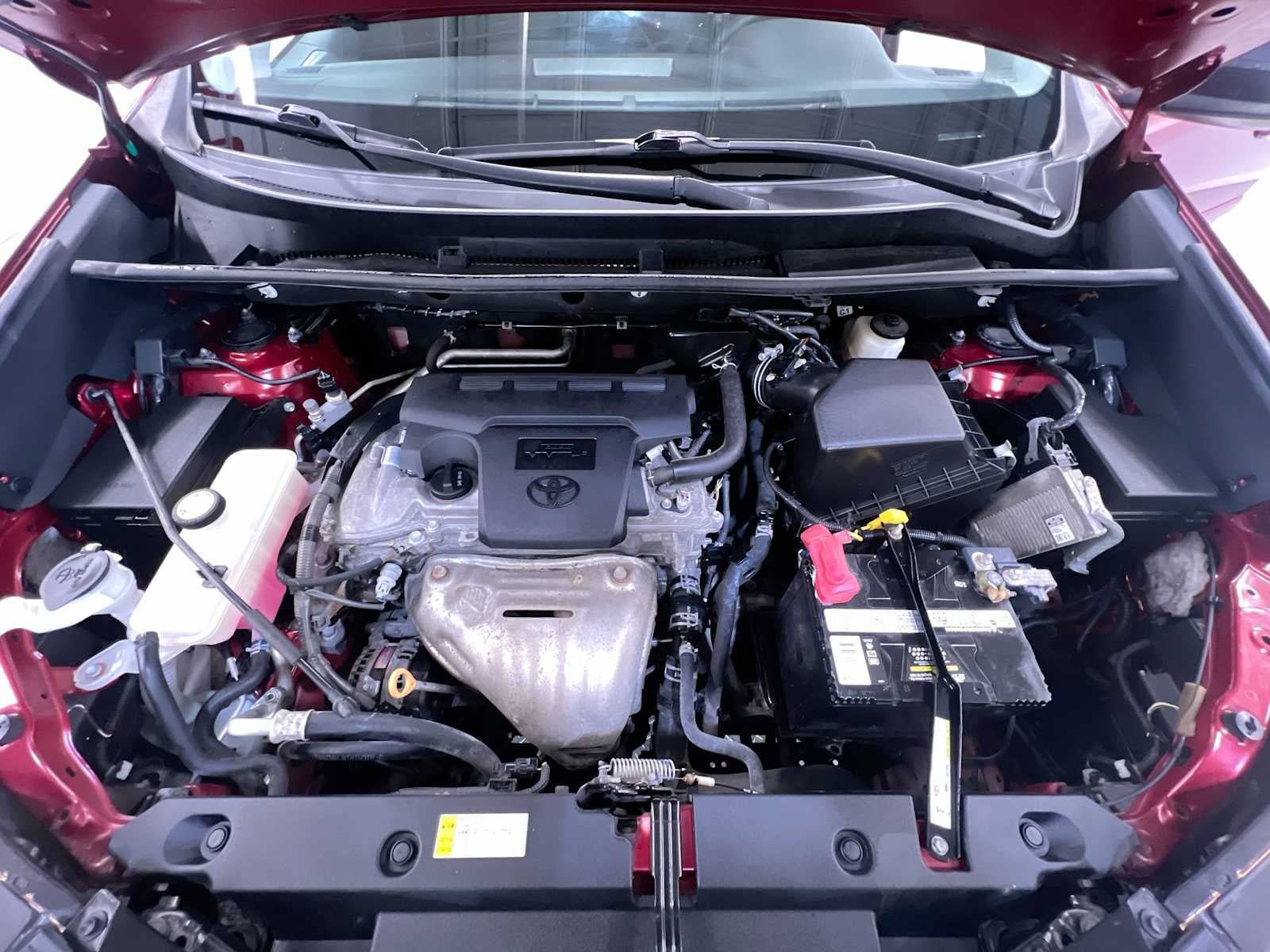 Used 2018 Toyota RAV4 LE w/ All Weather Liner Package FWD image 11