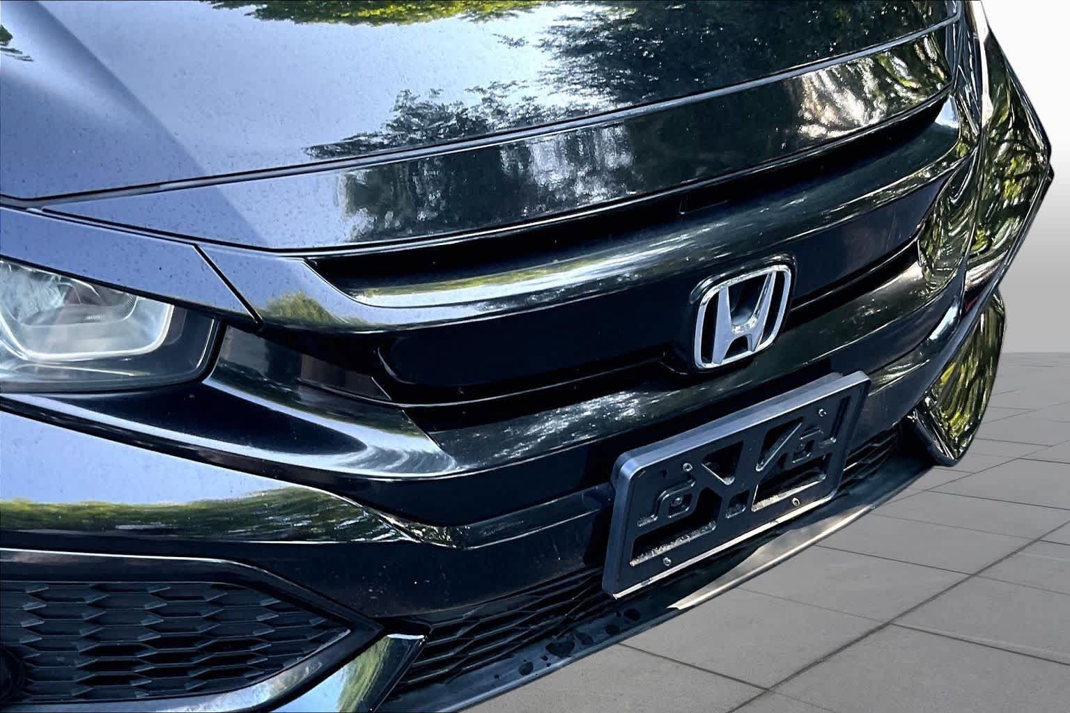 Certified 2018 Honda Civic EX-L image 30