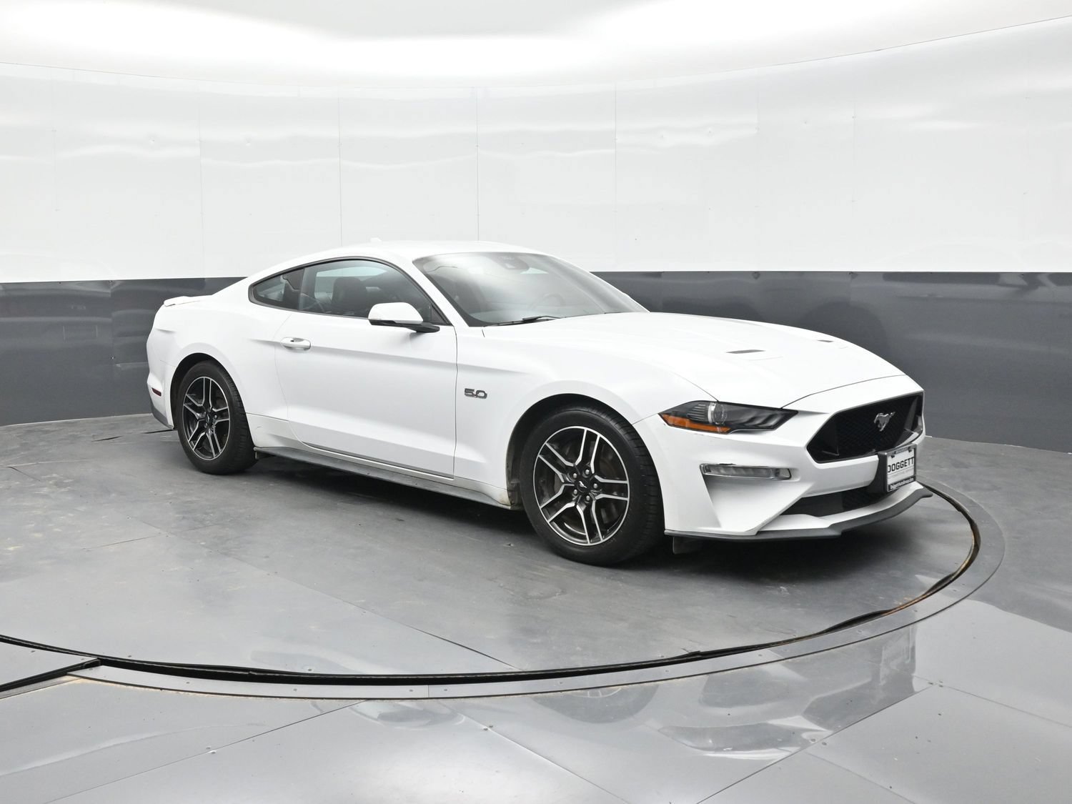 Used 2022 Ford Mustang GT Premium w/ Equipment Group 401A RWD image 15