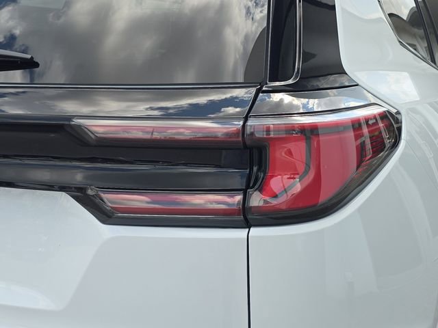 New 2026 GMC Acadia Denali image 8