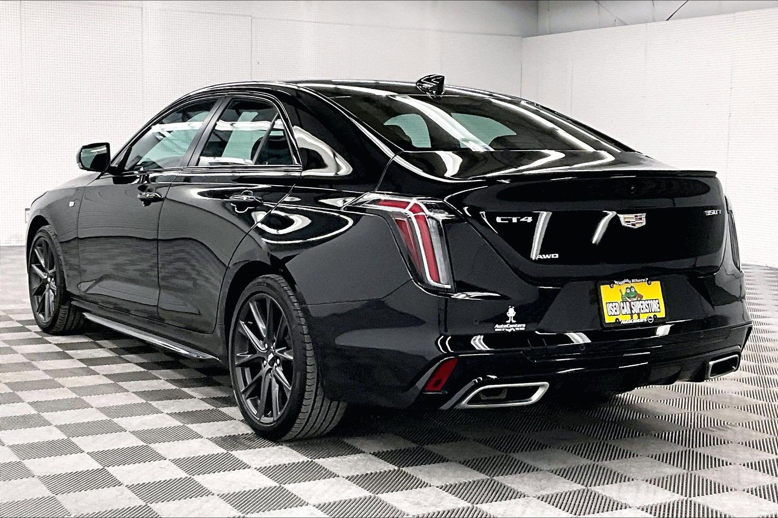 Used 2025 Cadillac CT4 Sport w/ Climate Package AWD/4WD image 3