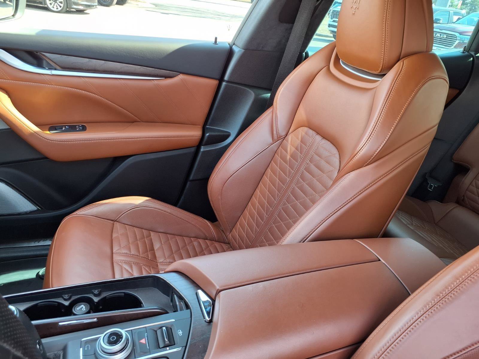 Used 2019 Maserati Levante GTS AWD/4WD image 21
