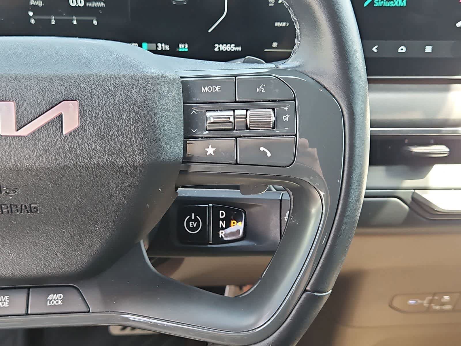 Certified 2024 Kia EV9 GT-Line AWD/4WD image 25