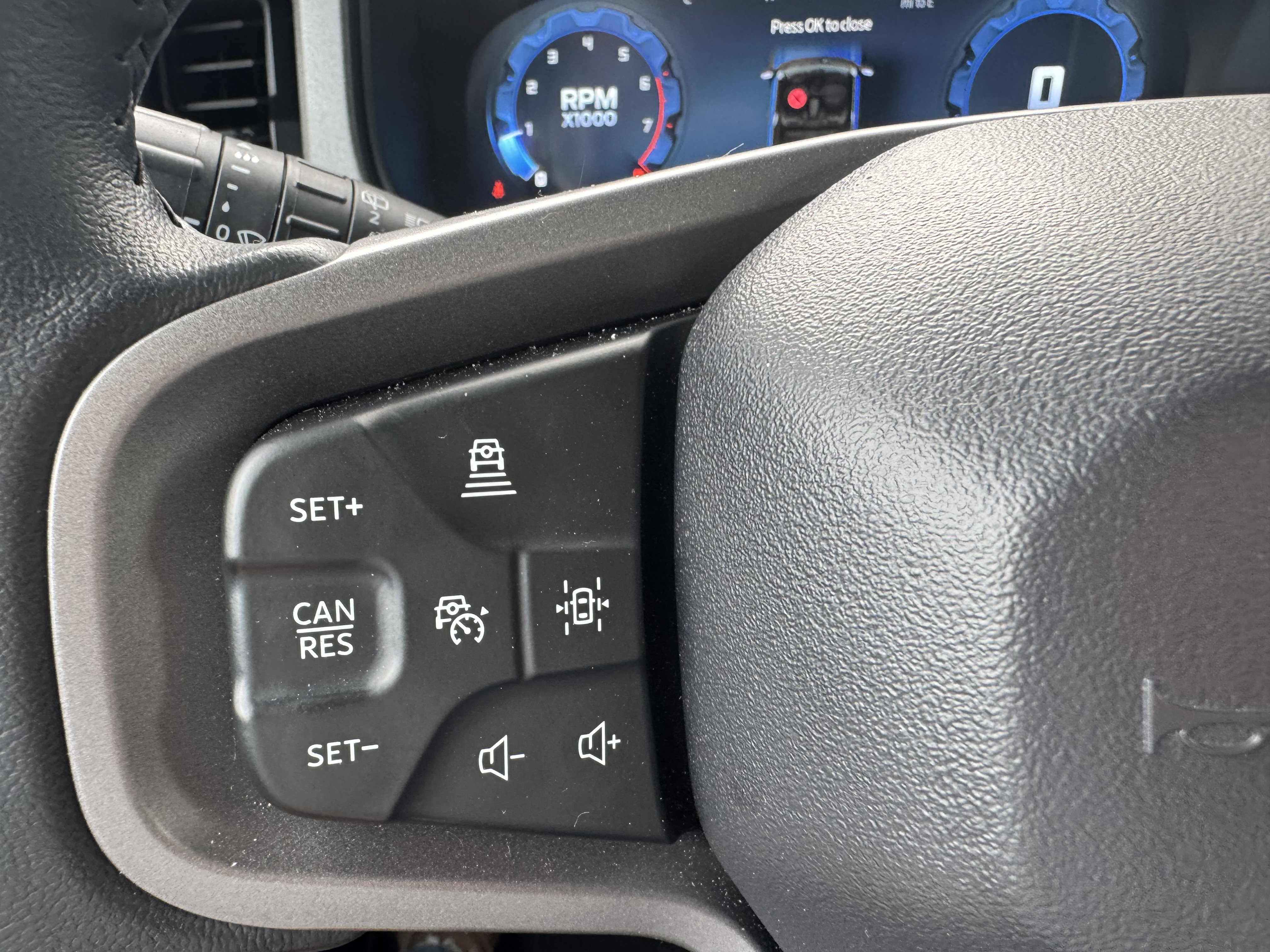 Used 2025 Ford Bronco Badlands image 12