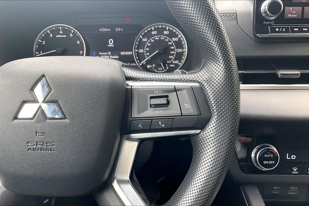 Used 2022 Mitsubishi Outlander ES AWD/4WD image 18
