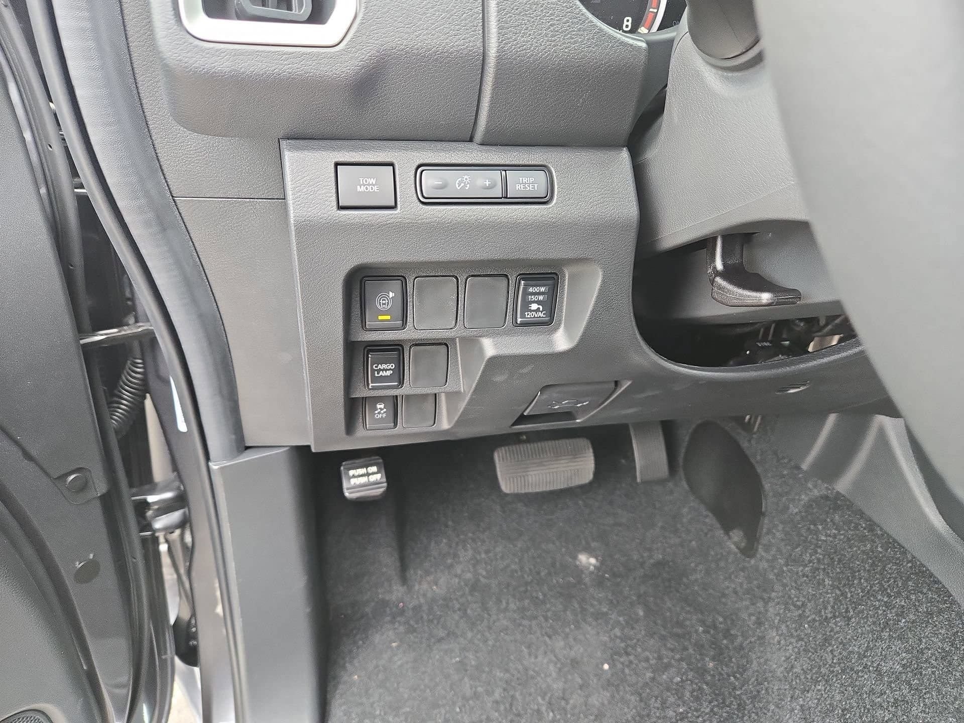 New 2026 Nissan Frontier SV w/ SV Convenience Package AWD/4WD image 18