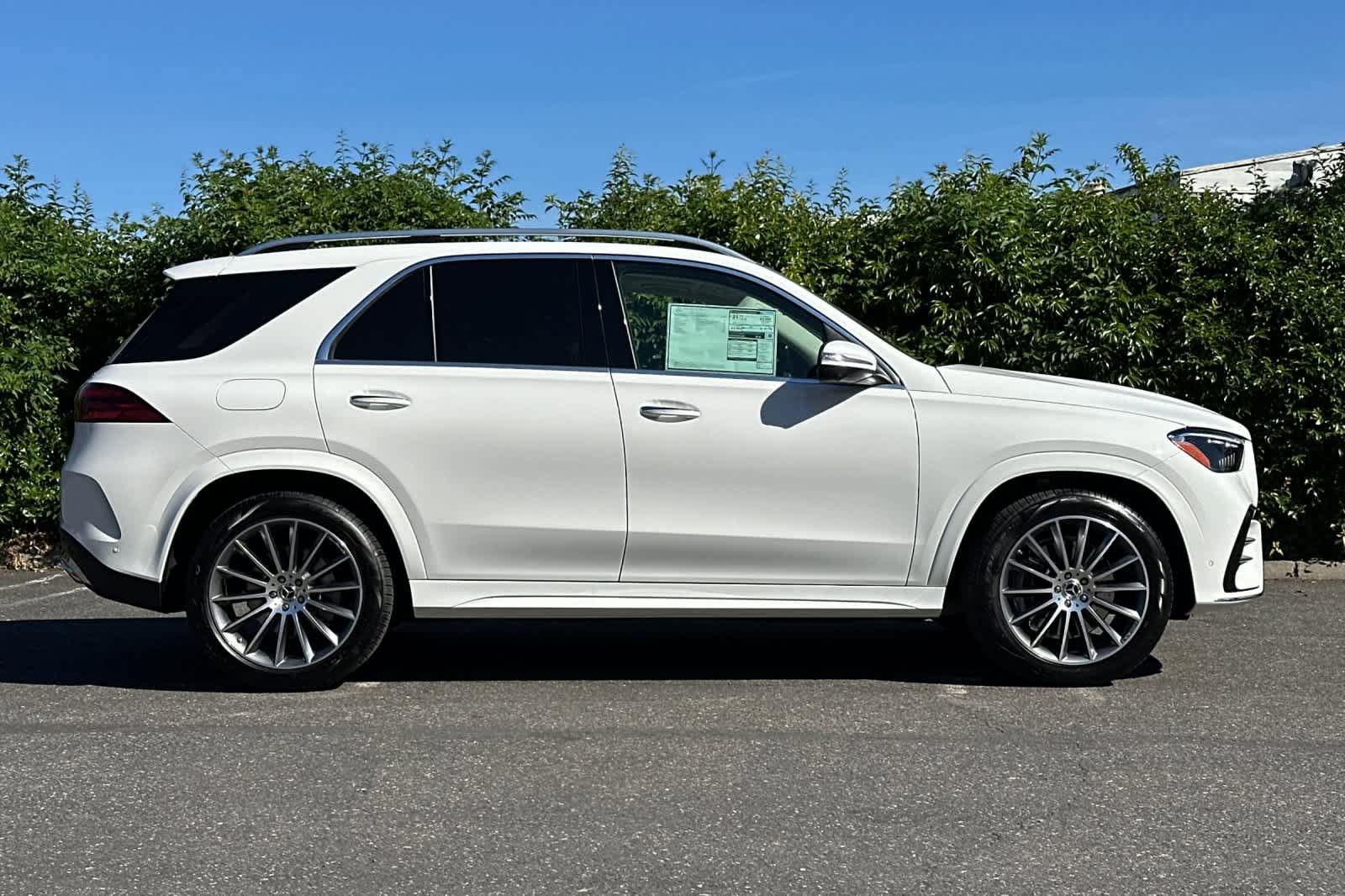 New 2026 Mercedes-Benz GLE 450 4MATIC image 2