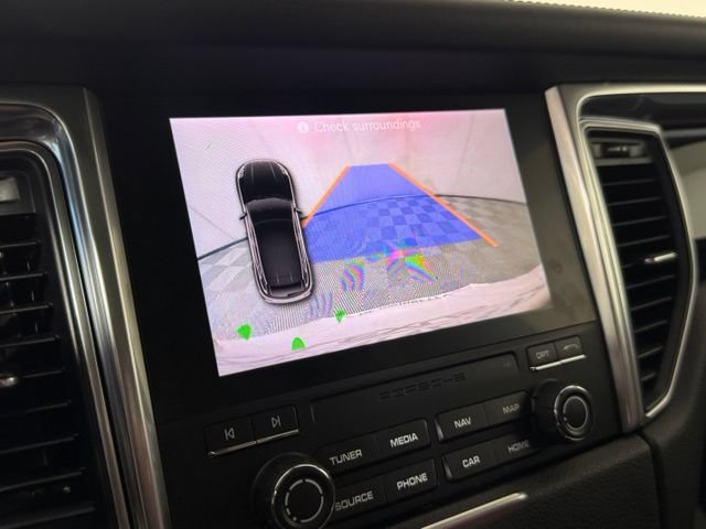 Used 2018 Porsche Macan AWD/4WD image 19