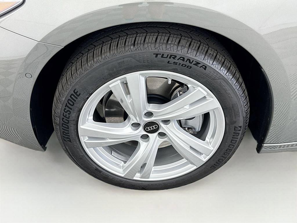 Used 2025 Audi A5 2.0T Premium AWD/4WD image 30