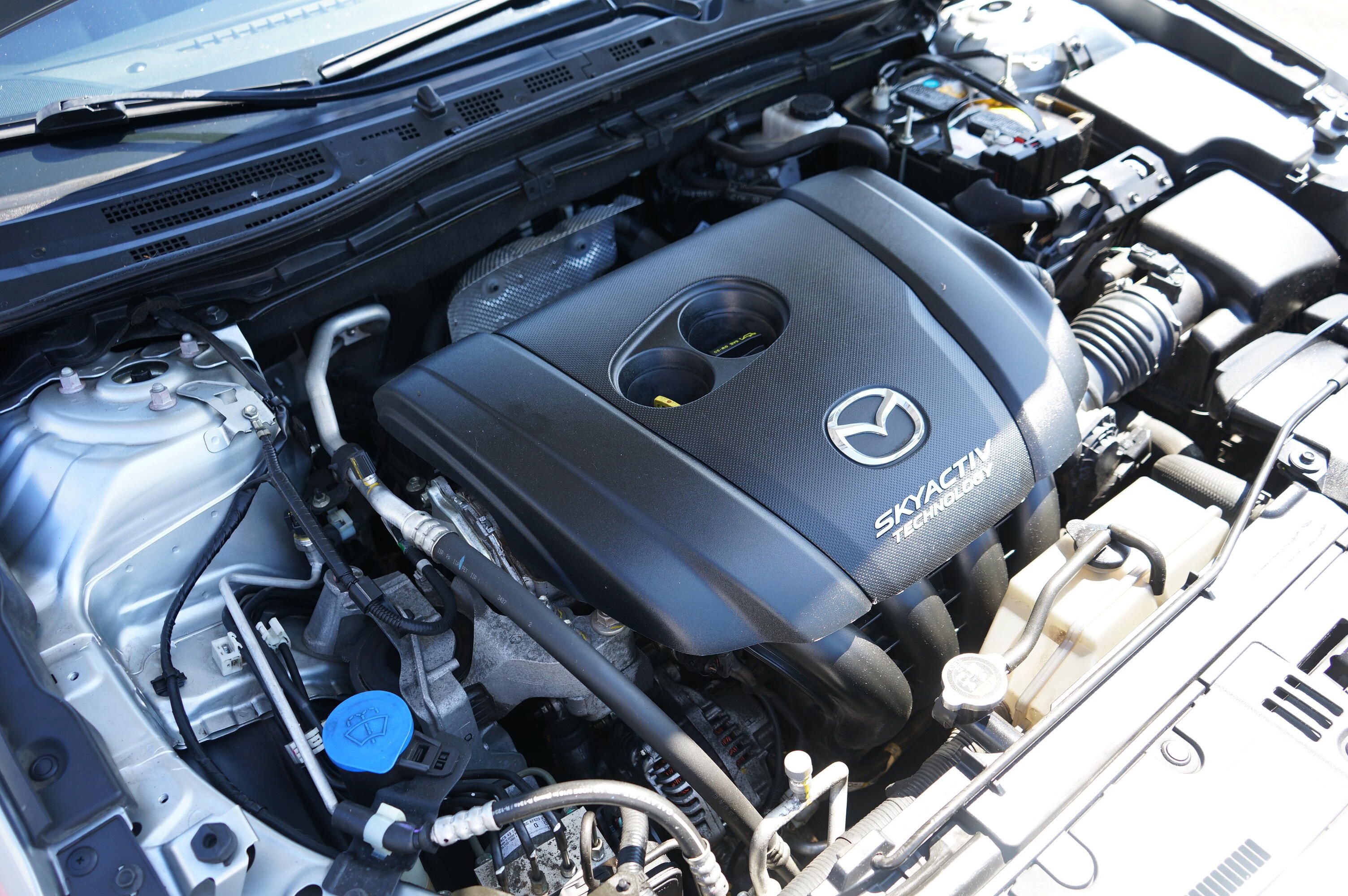 Used 2018 MAZDA MAZDA3 Touring FWD image 9