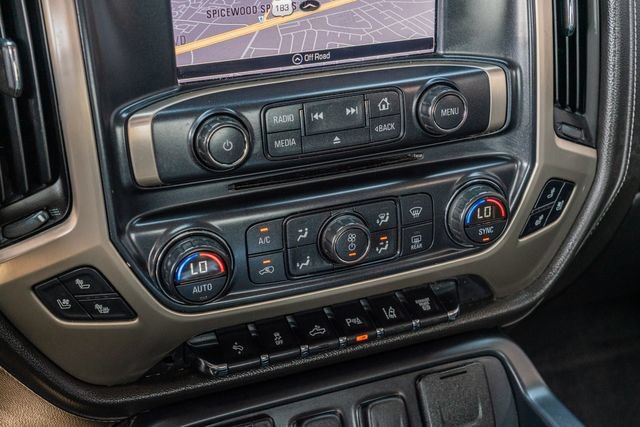 Used 2016 GMC Sierra 2500 Denali w/ Duramax Plus Package AWD/4WD image 29